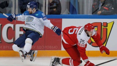 Казахстан без Найджела Доуса разгромил Венгрию на чемпионате мира по хоккею