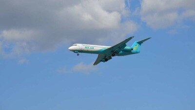 Полёты Fokker-100 приостановили после авиакатастрофы под Алматы. Что известно об этих самолётах