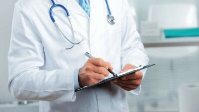 За одну и ту же работу разные госклиники предлагают врачам от 58 000 до 300 000 тенге