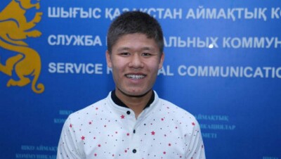 Воспитаннику детдома из ВКО голоса зрителей могут помочь выступить на сцене Кремля 