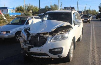 В Уральске лихач совершил три ДТП, сбив насмерть беременную девушку