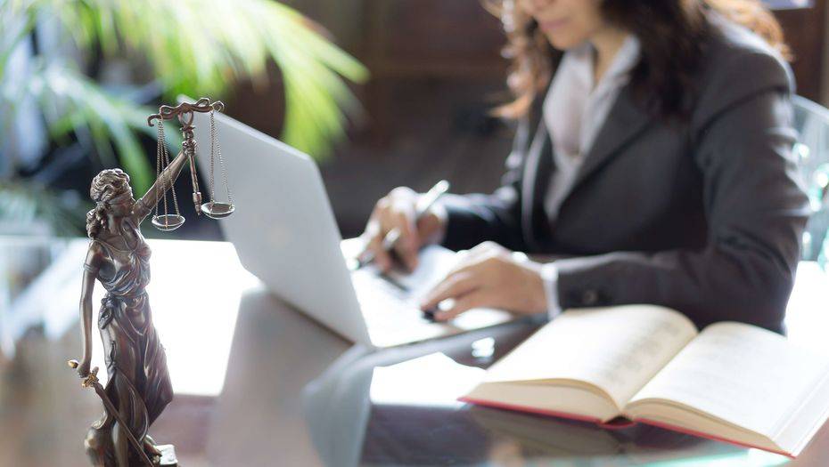 Спрос на юристов в Казахстане в четыре раза ниже предложения на рынке труда