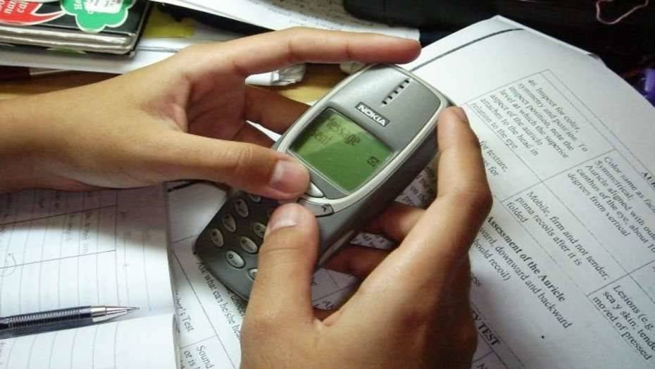 25 лет назад было отправлено первое SMS
