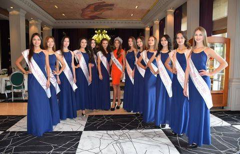 Фото организаторов конкурса