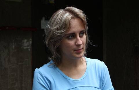 Астанчанке, которая хотела поджечь себя, застройщик вернул только четверть денег и пропал