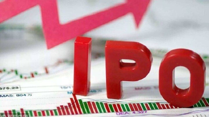 В МФЦА назвали сроки вывода Казахтелекома, Казмунайгаза и Эйр Астаны на IPO