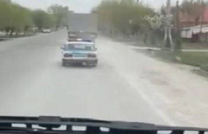 В Шымкенте сняли на видео полицейского, едущего по встречной полосе 