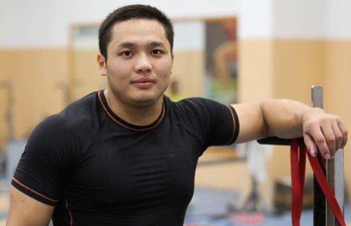 Ермек Омиртай получил "баранку" на чемпионате мира по тяжёлой атлетике