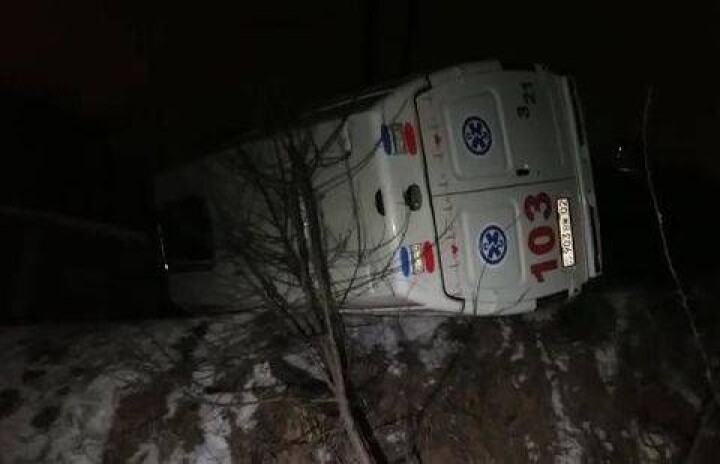 "Скорой помощи" в Алматы потребовались пожарные