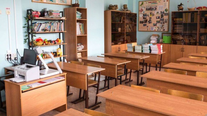 В Нур-Султане отменили занятия для учащихся второй смены с нулевого по девятый класс 