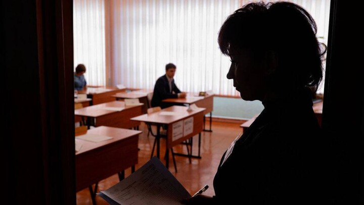 В школе Алматинской области заступились за учительницу, избившую ученика