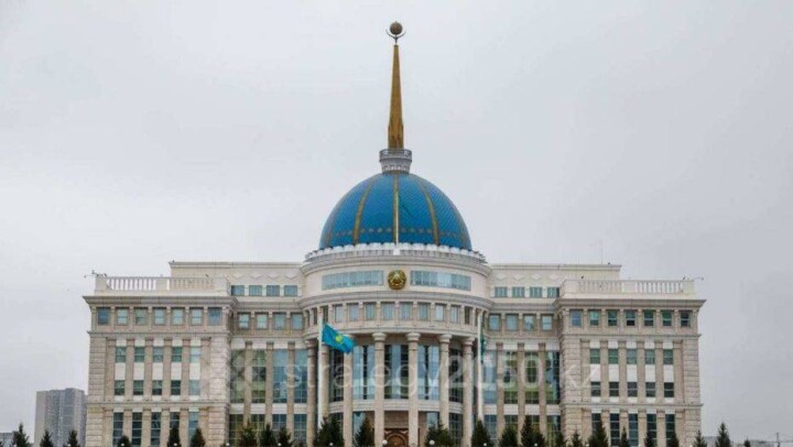 Айтимова и Бейсенбаев сложили депутатские полномочия, сенаторами стали омбудсмен Шакиров и журналист Жусип