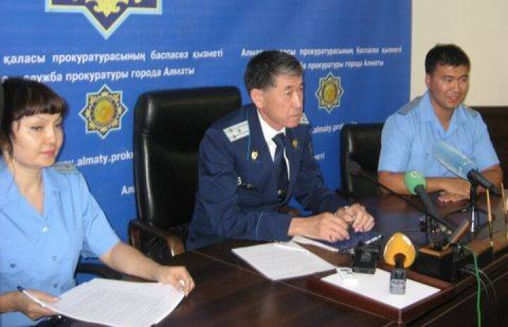 Спецпрокурор, полицейские и комитетчики разоблачили группу киберпреступников