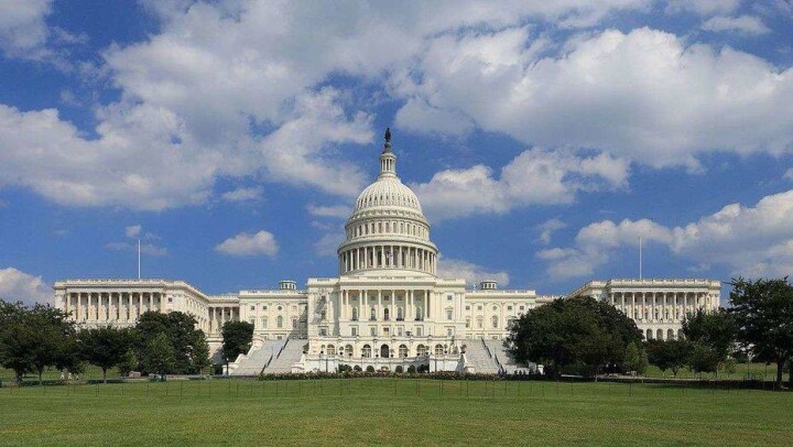 США приостанавливают участие в ракетном договоре с Россией со 2 февраля