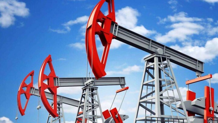 Работники нефтегазодобычи и табачной индустрии получают в среднем 700 000 тенге в месяц