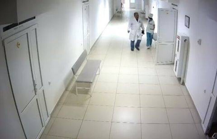 В ЗКО пациент умер на операционном столе, пока врачи выясняли отношения