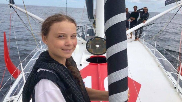 Грета Тунберг пересекла Атлантику на катамаране под парусом и прибыла в Лиссабон