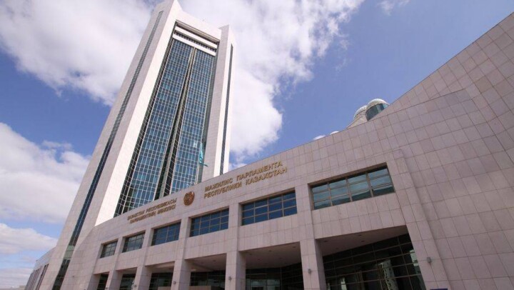 Законопроект по перераспределению власти в марте представят в Мажилис
