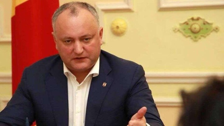 Президента Молдовы в пятый раз временно отстранили от должности