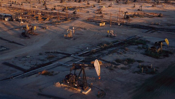 Сланцевая нефть США сдерживает рост цен на углеводороды