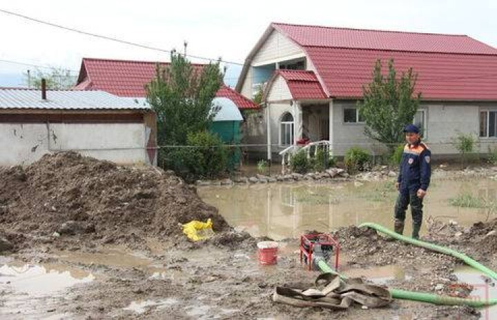 Спасатели требуют от алматинцев покинуть свои дома в случае экстренной ситуации