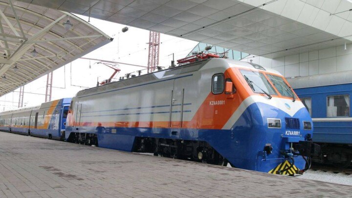 В Петропавловске тайные покупатели запросто договорились о безбилетном проезде в поездах