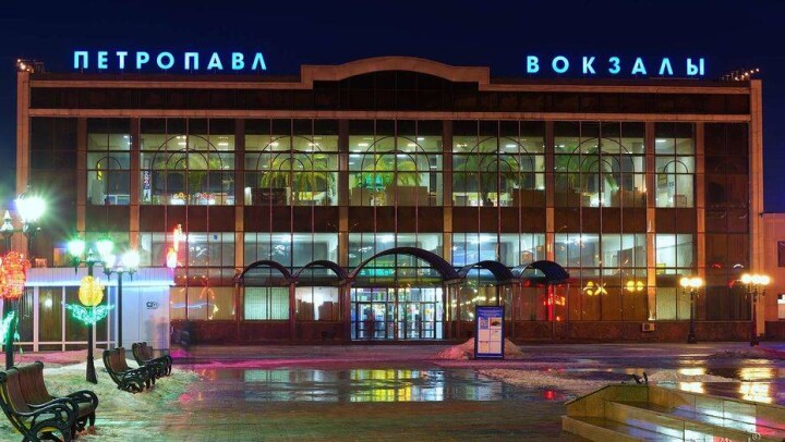 В расписании поездов на вокзале Петропавловска будут указывать местное время