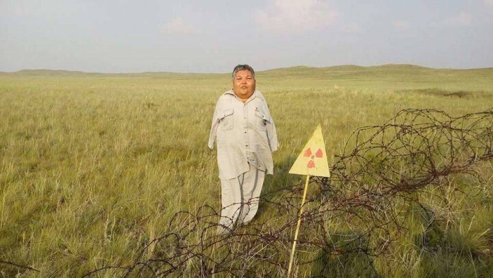 Ядролық полигон құрбаны үрейге толы балалық шақты бастан кешкенін айтады 