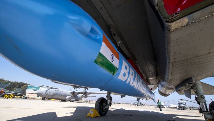 Индийский BrahMos учится летать