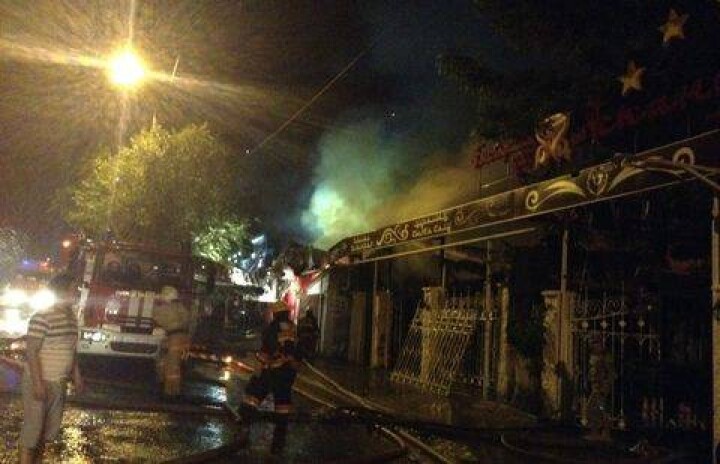 Возможную причину крупного пожара в алматинском кафе озвучили в ДЧС