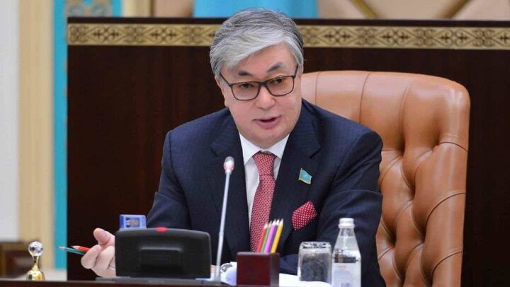 Токаев поручил Правительству и акиму Акмолинской области срочно решить проблему с водой в посёлке Косшы