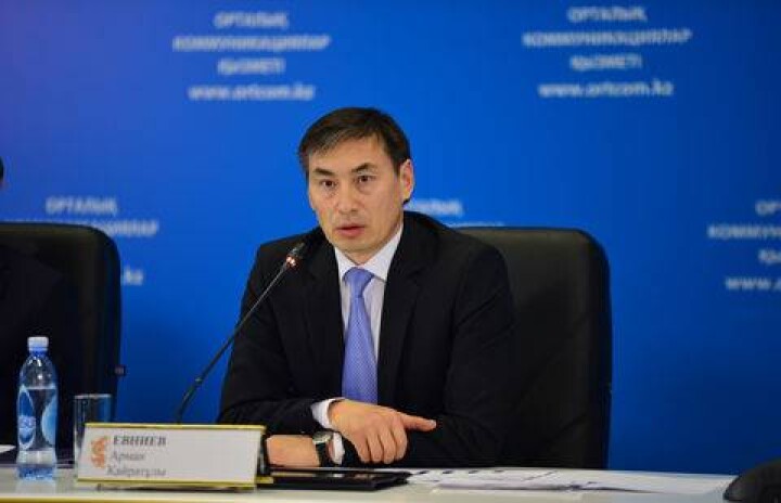Ответственному секретарю МСХ РК Арману Евниеву предложили "откат" за услуги