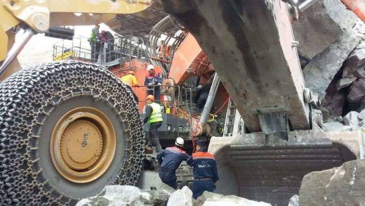 Спасённый из-под обломков скалы экскаваторщик скончался в больнице