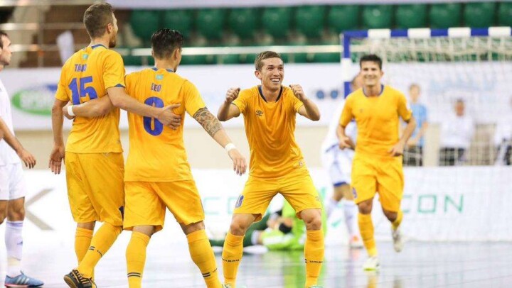 Казахстан разгромил Польшу на чемпионате Европы по футзалу