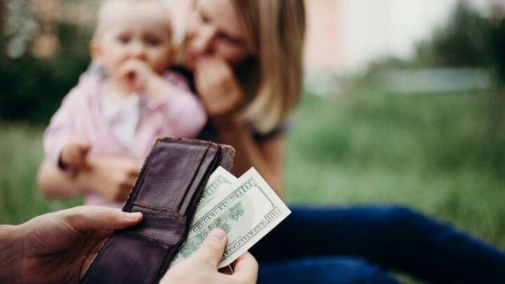 В Казахстане находят только 9% разыскиваемых алиментщиков. МВД предлагает ввести норму по их задержанию