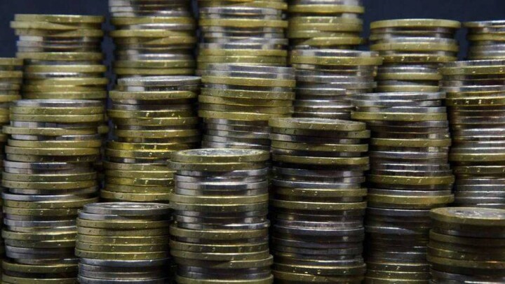 За год в РК продали имущество должников на 7 млрд тенге. Лоты на 190 млрд остались невостребованными