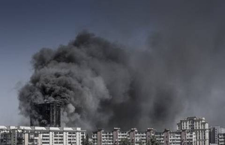 Пожар унёс жизни 17 человек в Баку