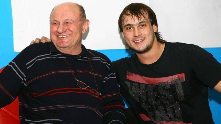Илья Ильин продолжит карьеру тяжелоатлета и будет тренироваться у Энвера Туркелери