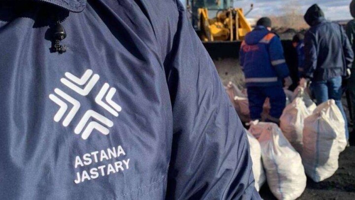 30 добрых дел: более 500 волонтёров помогают нуждающимся в Нур-Султане