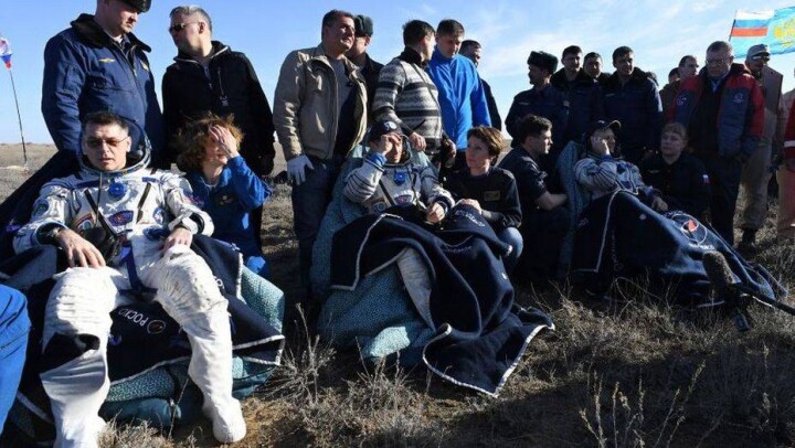 О красоте казахстанской степи рассказали приземлившиеся космонавты