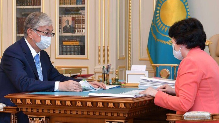 Токаев: Переводить казахский алфавит на латиницу следует без спешки, широко обсуждая вопрос с учёными
