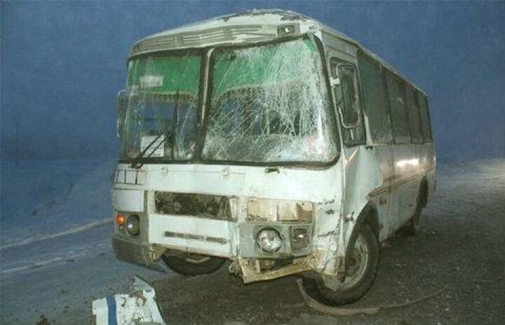 Два пассажирских автобуса в Уральске попали в ДТП