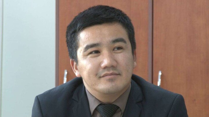 У учителя года из Талдыкоргана вновь отбирают подаренную за победу квартиру