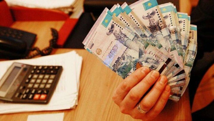 Елімізде ең көп жалақы алатындар аталды. Еңбек нарығына жасалған талдау нәтижелері жарияланды. Жаңалықтарға шолу 