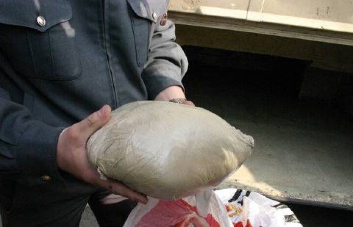 Пенсионерку задержали за торговлю героином в ЮКО