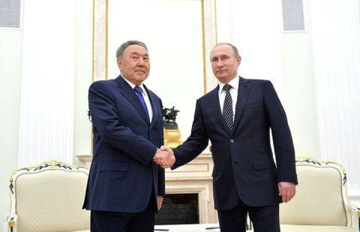 Назарбаев приехал на встречу с Путиным в Санкт-Петербург
