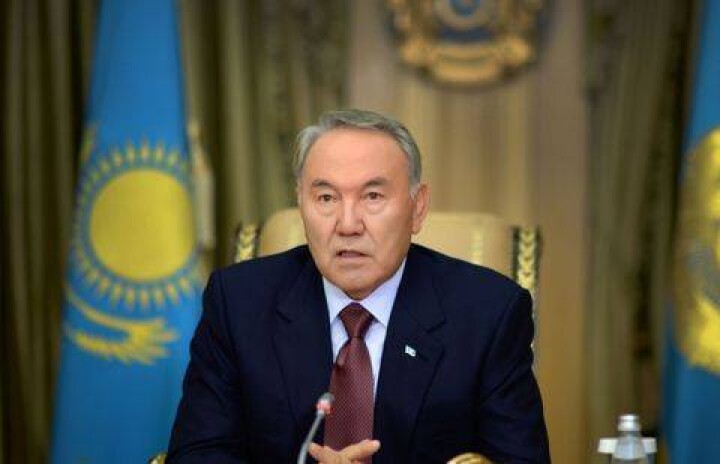 Нам надо научиться жить на тенге - Назарбаев 