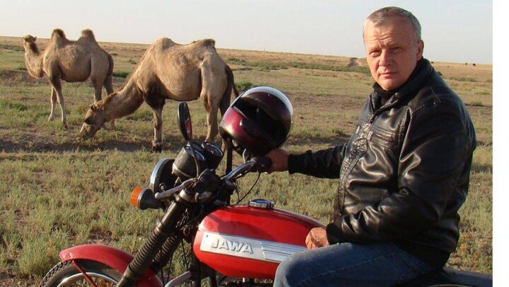 Путешественника из Беларуси удивили кладбища Казахстана