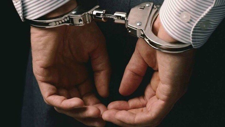В Павлодарской области за вымогательство арестован местный борец с коррупцией