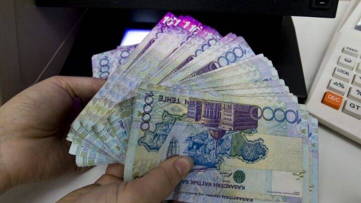 О зарплате в полмиллиона тенге для своих сотрудников мечтает вице-министр юстиции